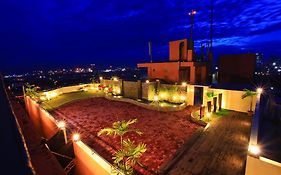 Sarrosa International Hotel And Residential Suites